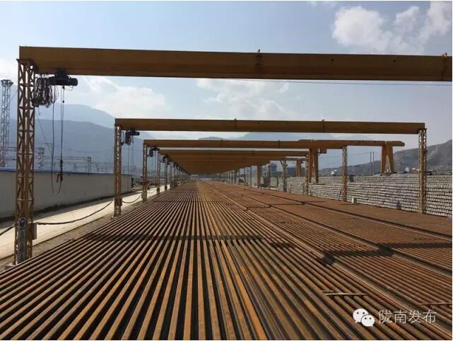 蘭渝鐵路最新進展！除胡麻嶺隧道外已全線鋪通