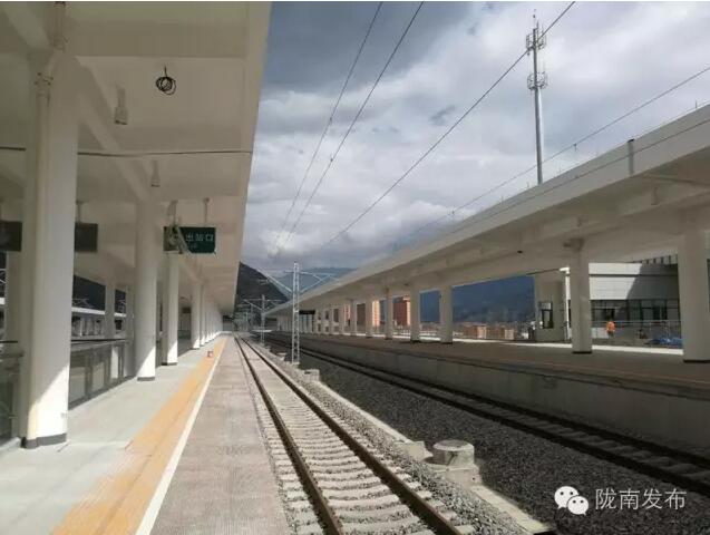 蘭渝鐵路最新進展！除胡麻嶺隧道外已全線鋪通