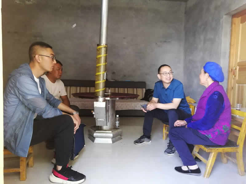 “感黨恩、憶黨史”，--市龍江城鄉(xiāng)發(fā)展集團(tuán)公司開展慶祝建黨99周年主題黨日活動(dòng)