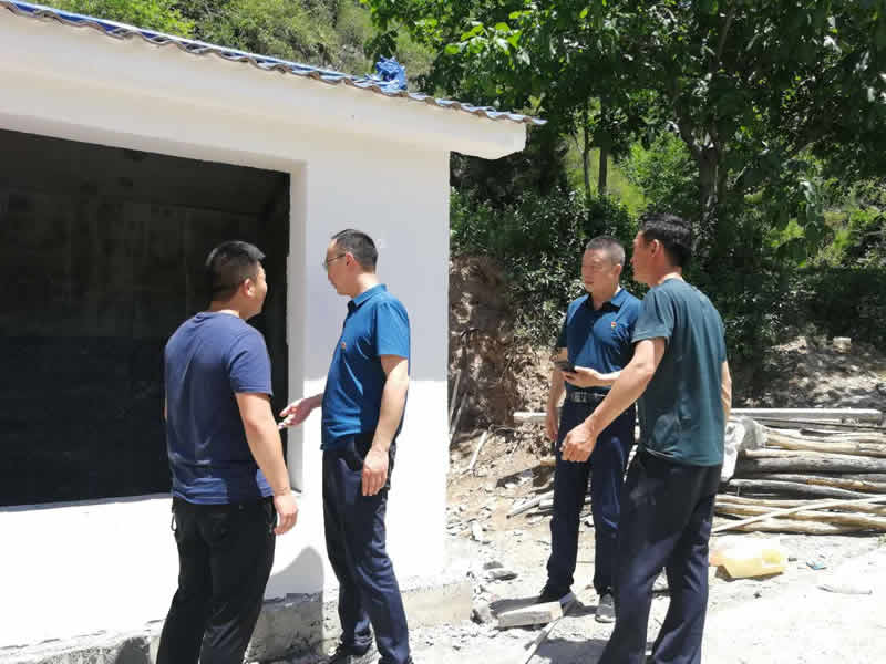 “感黨恩、憶黨史”，--市龍江城鄉(xiāng)發(fā)展集團(tuán)公司開展慶祝建黨99周年主題黨日活動(dòng)